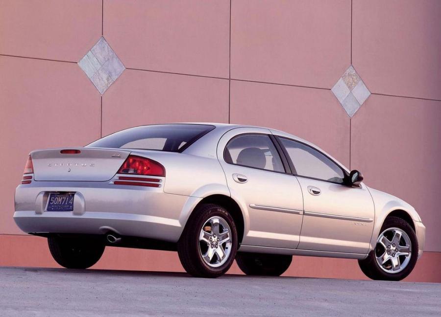  Dodge Stratus 2000 года  (фото 5 из 10)